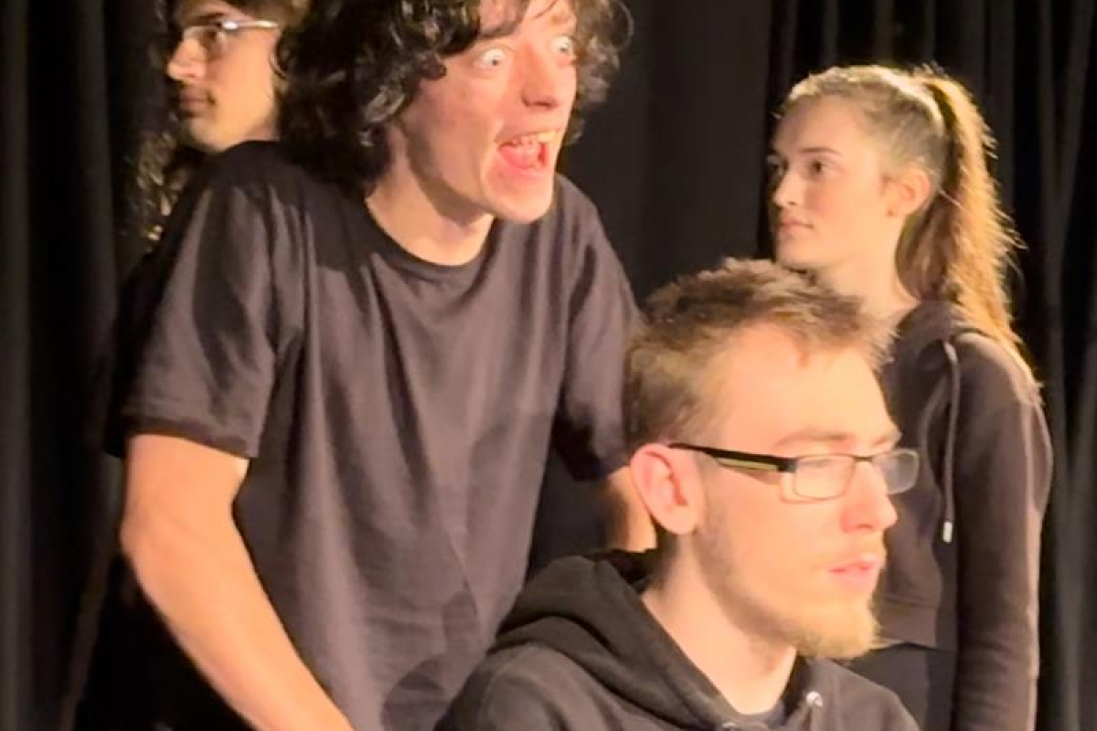 Students performing at Wintertainment Showcase