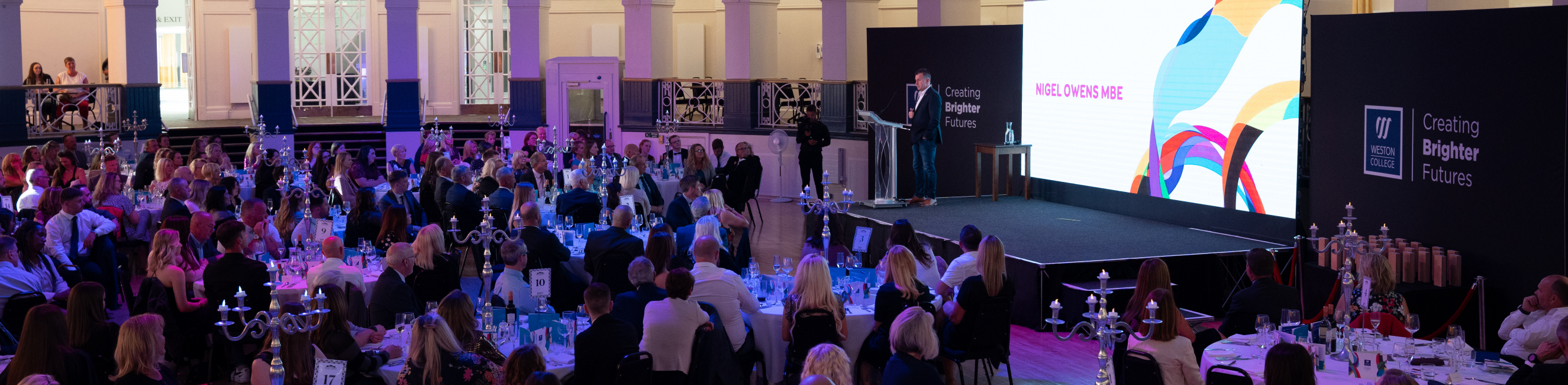 Nigel Owens MBE Delivering Guest Talk at Business Awards