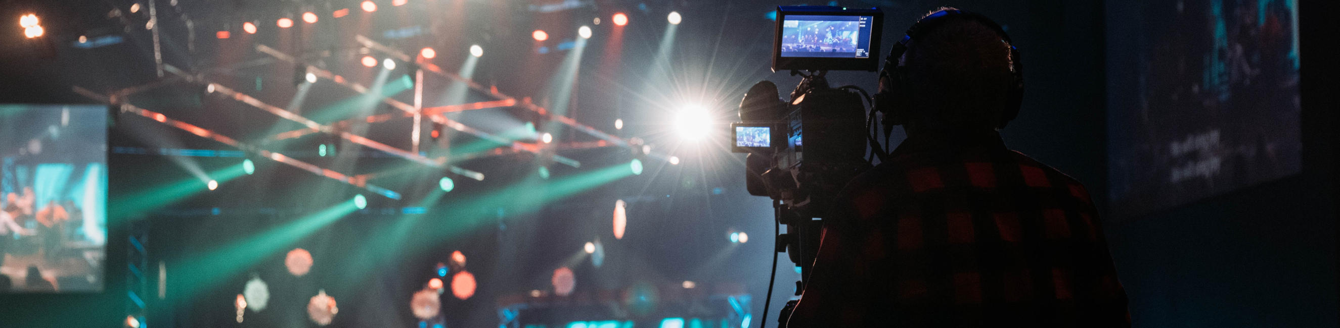 Live Event with someone controlling camera behind crowd