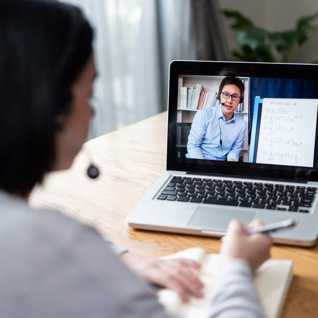 Woman on virtual course
