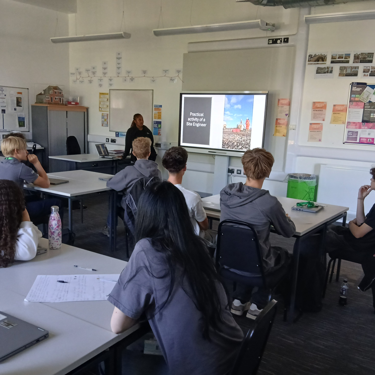 Kimberley giving guest lecture to students