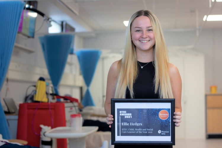 ellie hedges student studying health and social care to become a midwife at weston college